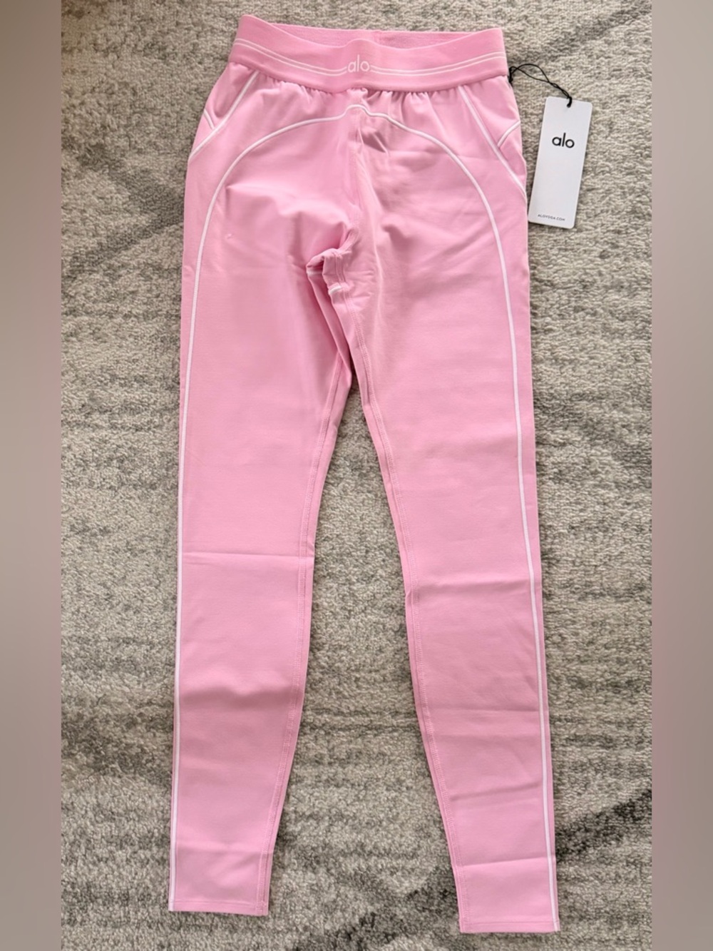 ALO Yoga NWT Airbrush High-Waist Heart Throb Leggings